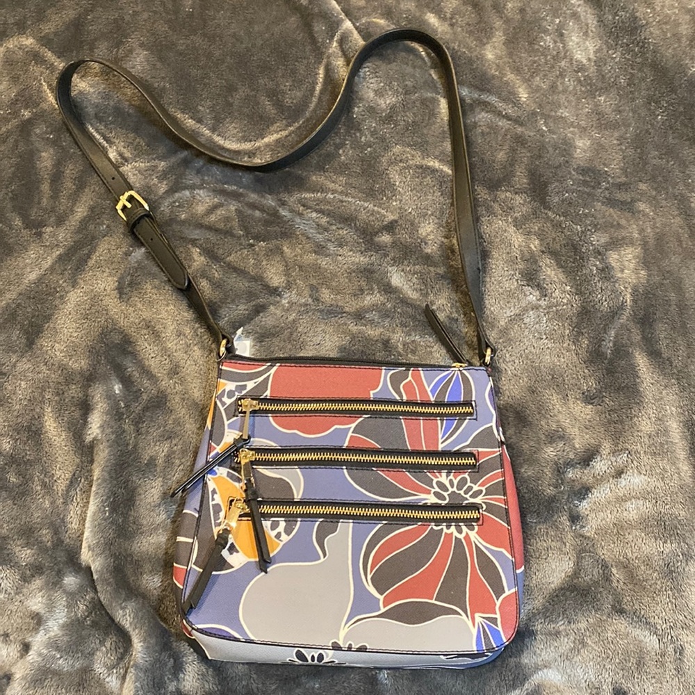 APT 9 bag — tags still attached NEVER been used!